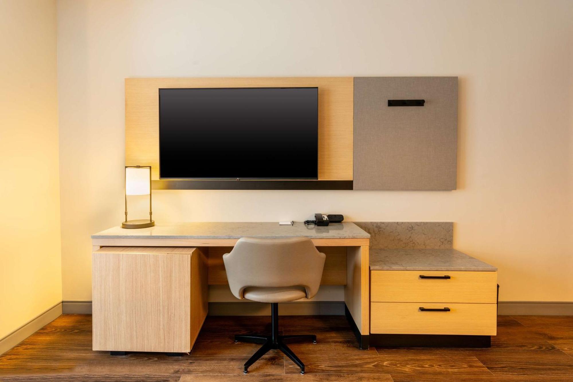 Hyatt Place 伊格尔帕斯 外观 照片