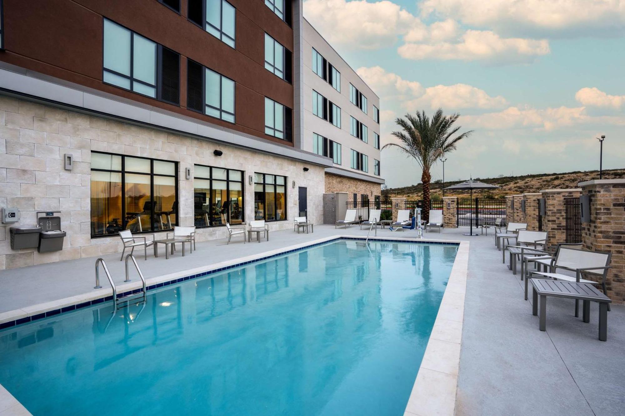 Hyatt Place 伊格尔帕斯 外观 照片